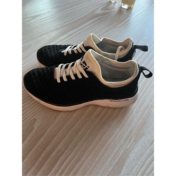 APL TechLoom Phantom mesh sneakers size 6.5 - Picture 3 of 16